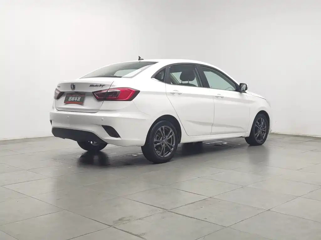 Changan Eado DT — миниатюра 4