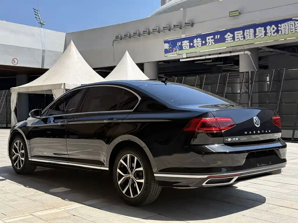 Volkswagen Magotan — миниатюра 4