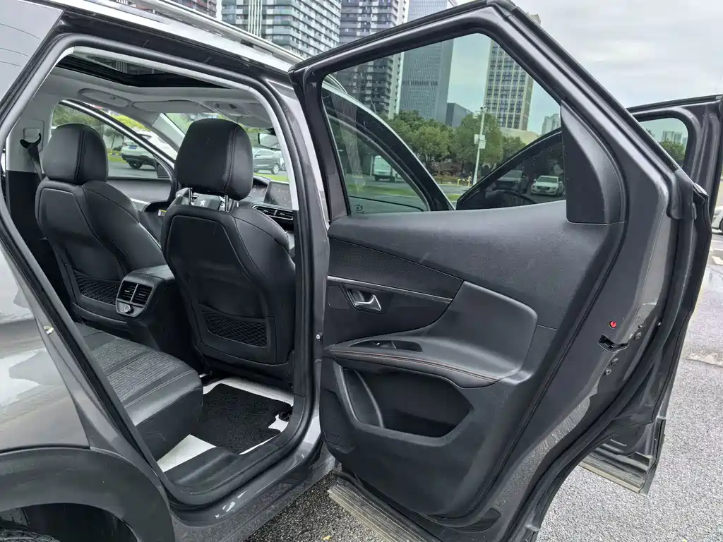 Peugeot 4008 — миниатюра 17