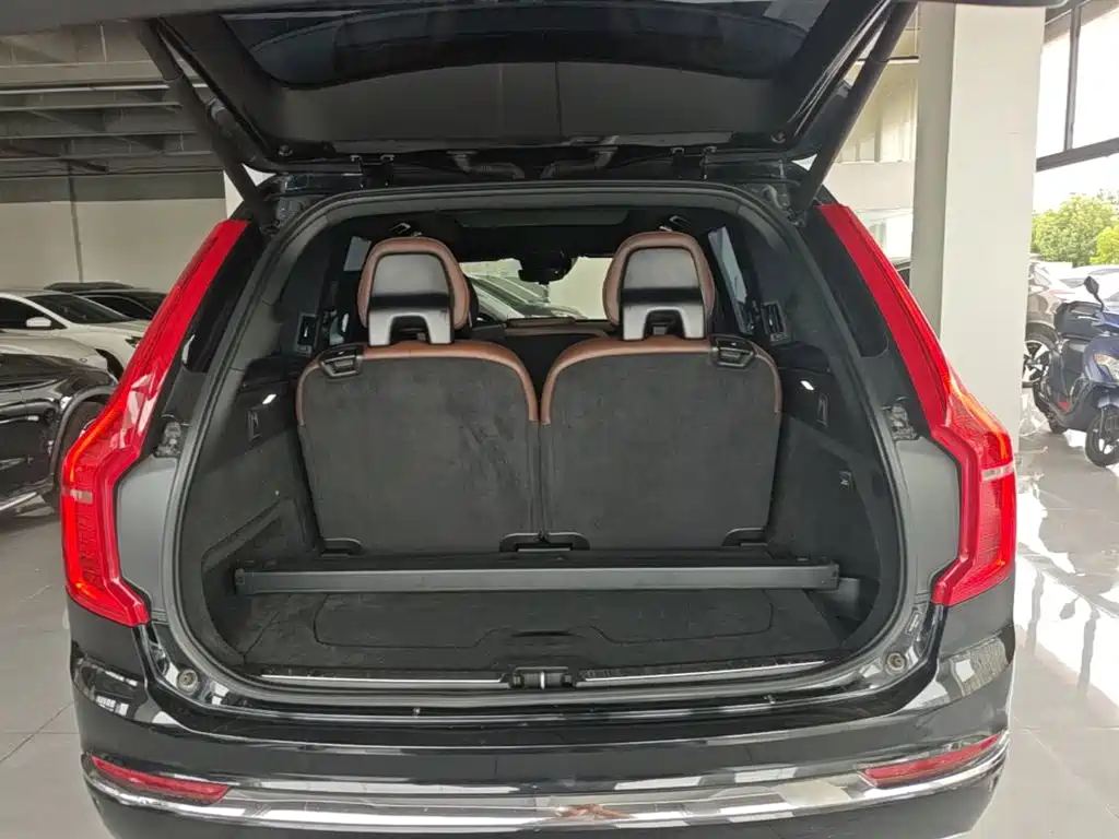 Volvo XC90 — миниатюра 19