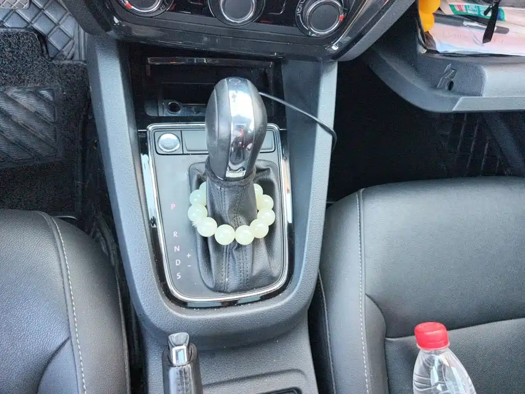 Volkswagen Sagitar — миниатюра 15