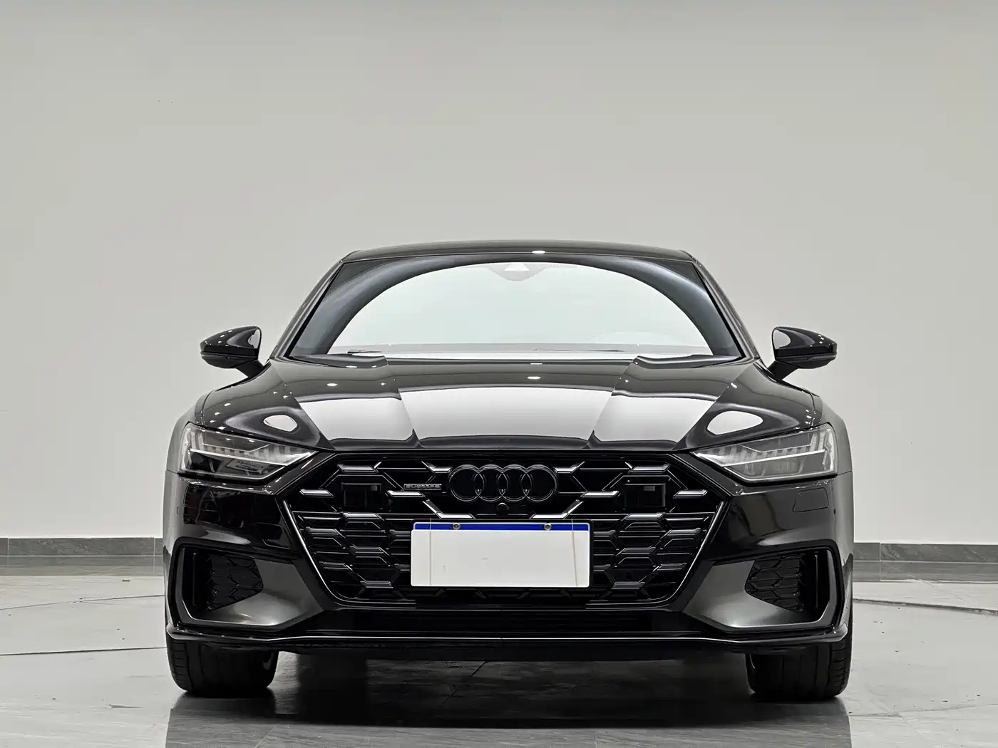 Audi A7L