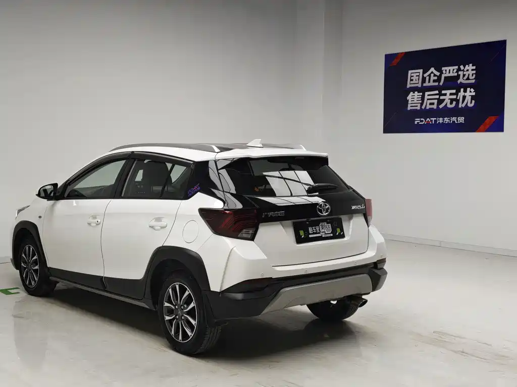 Toyota Yaris L — миниатюра 6