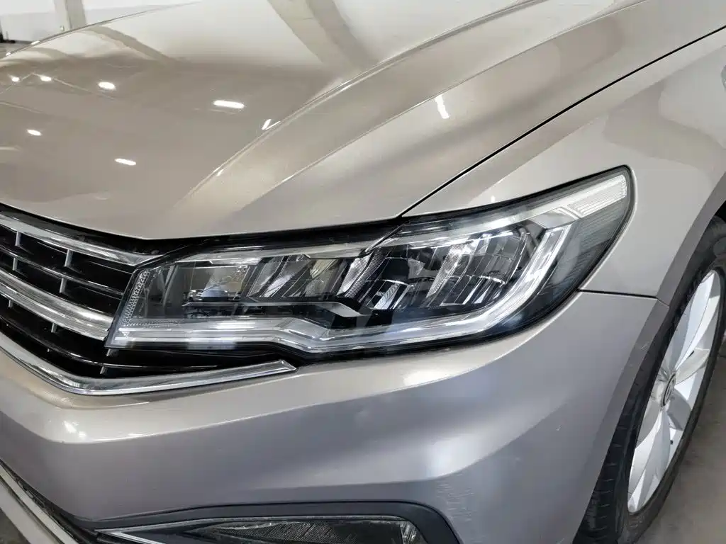 Volkswagen Bora — миниатюра 7
