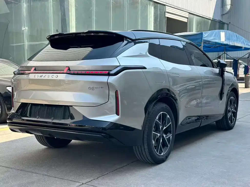 Lynk & Co 08 EM-P — миниатюра 5