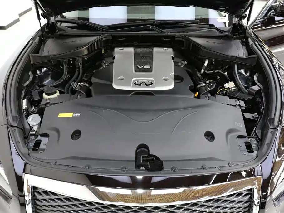 Infiniti Q70 — миниатюра 24