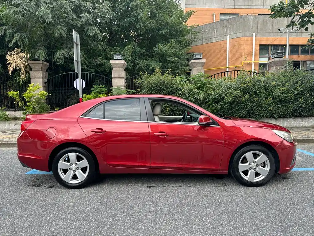 Chevrolet Malibu — миниатюра 4