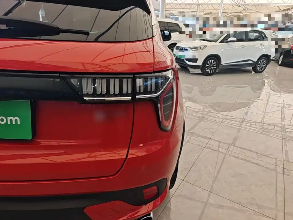 Lynk & Co 01 — миниатюра 8