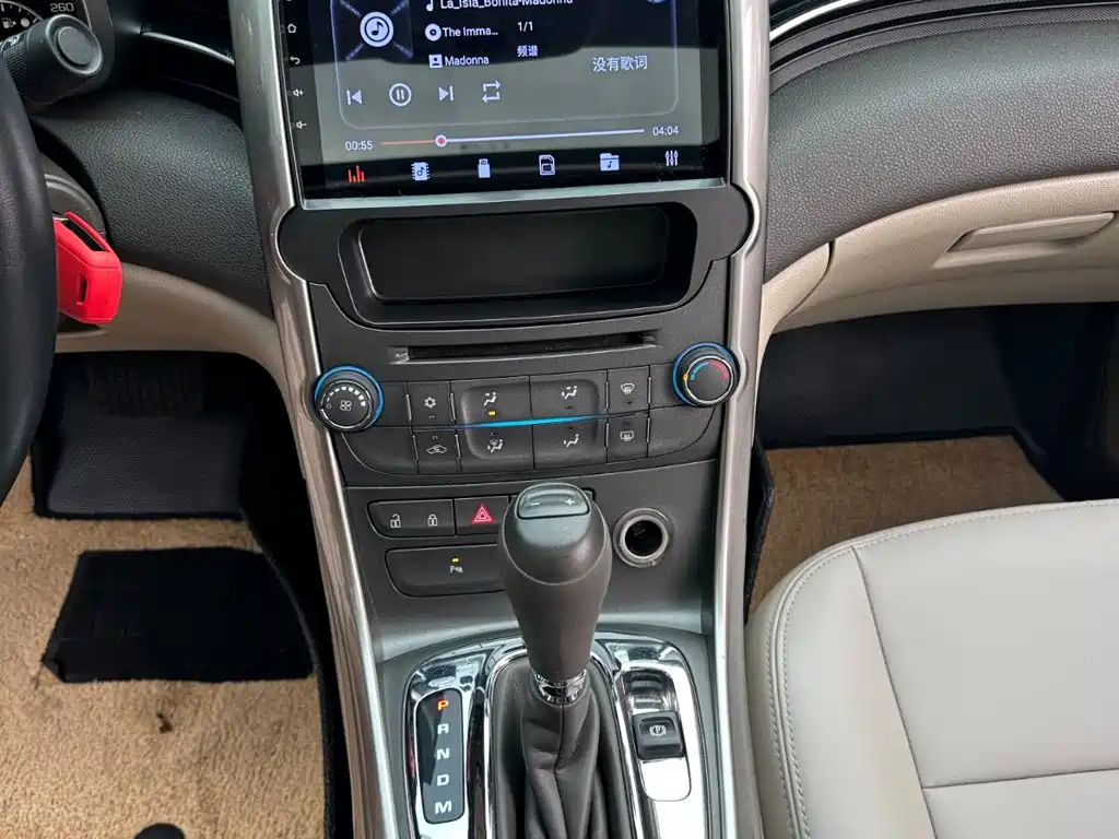 Chevrolet Malibu — миниатюра 14