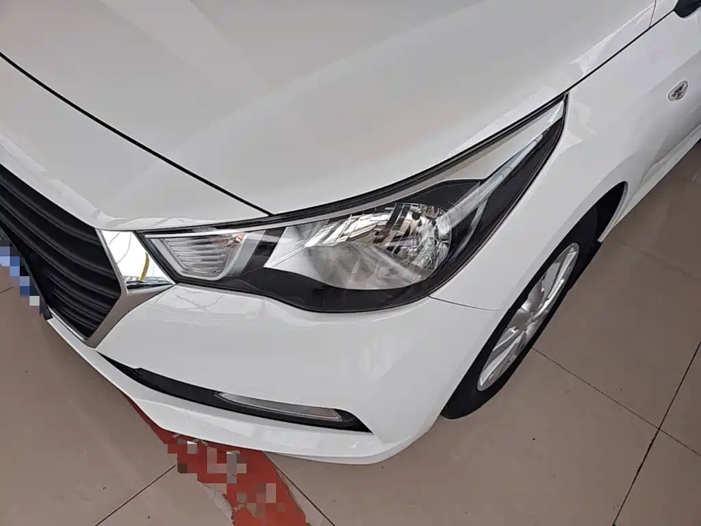 Hyundai Verna — миниатюра 24