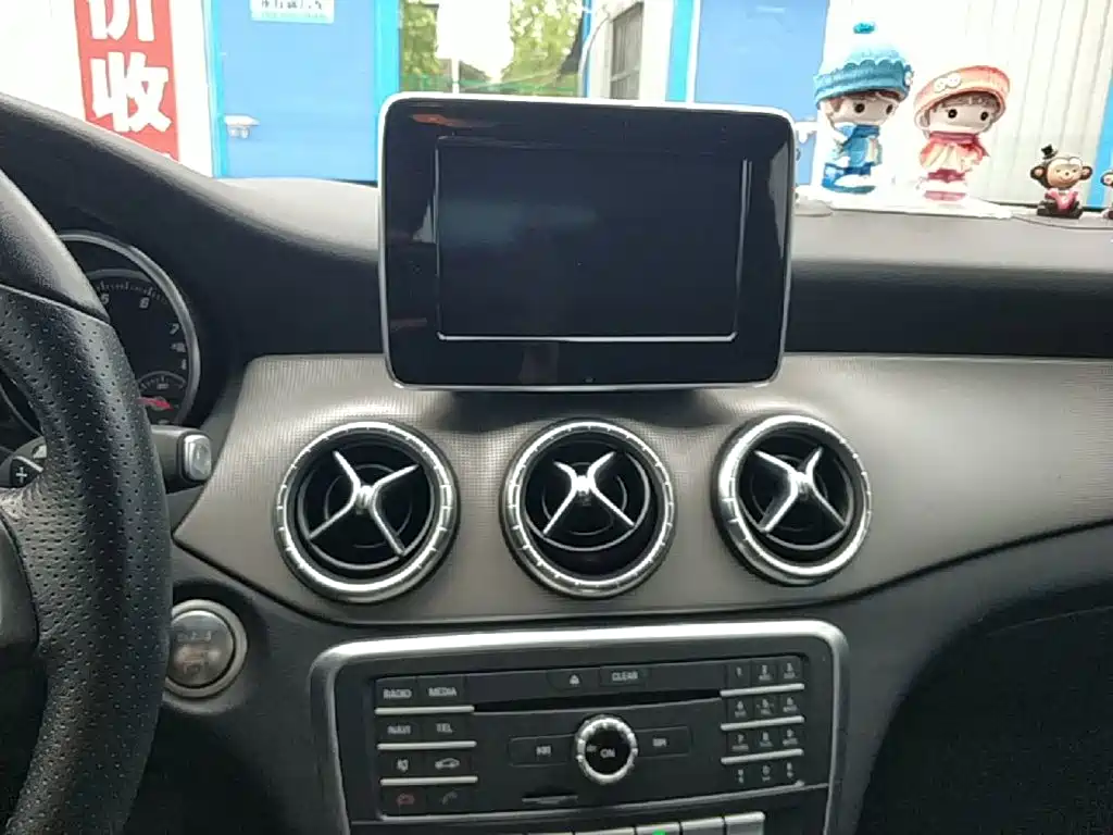 Mercedes-Benz CLA (Import) — миниатюра 13