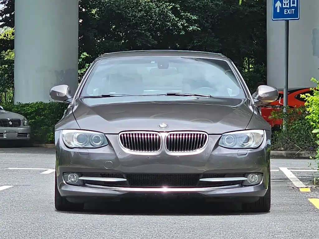 BMW 3 Series (Import) 330i Convertible Coupe Edition, фото 2