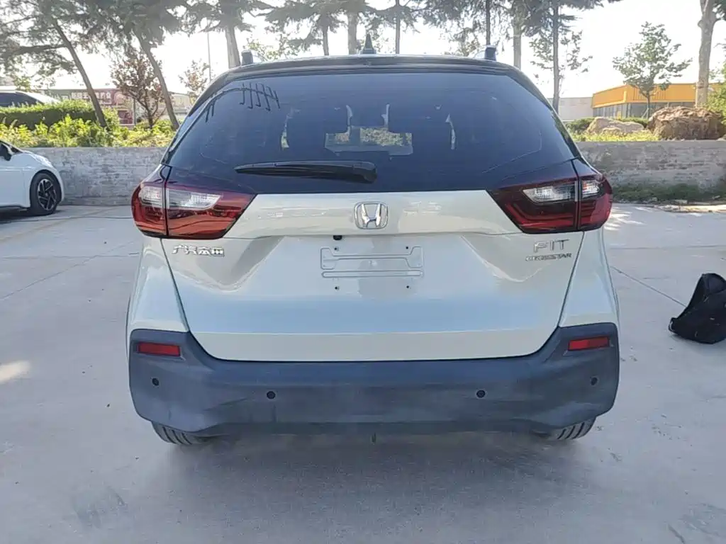 Honda Fit — миниатюра 6