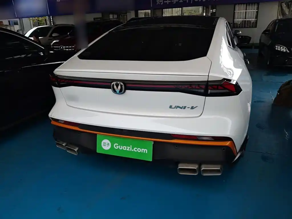 Changan UNI-V — миниатюра 6
