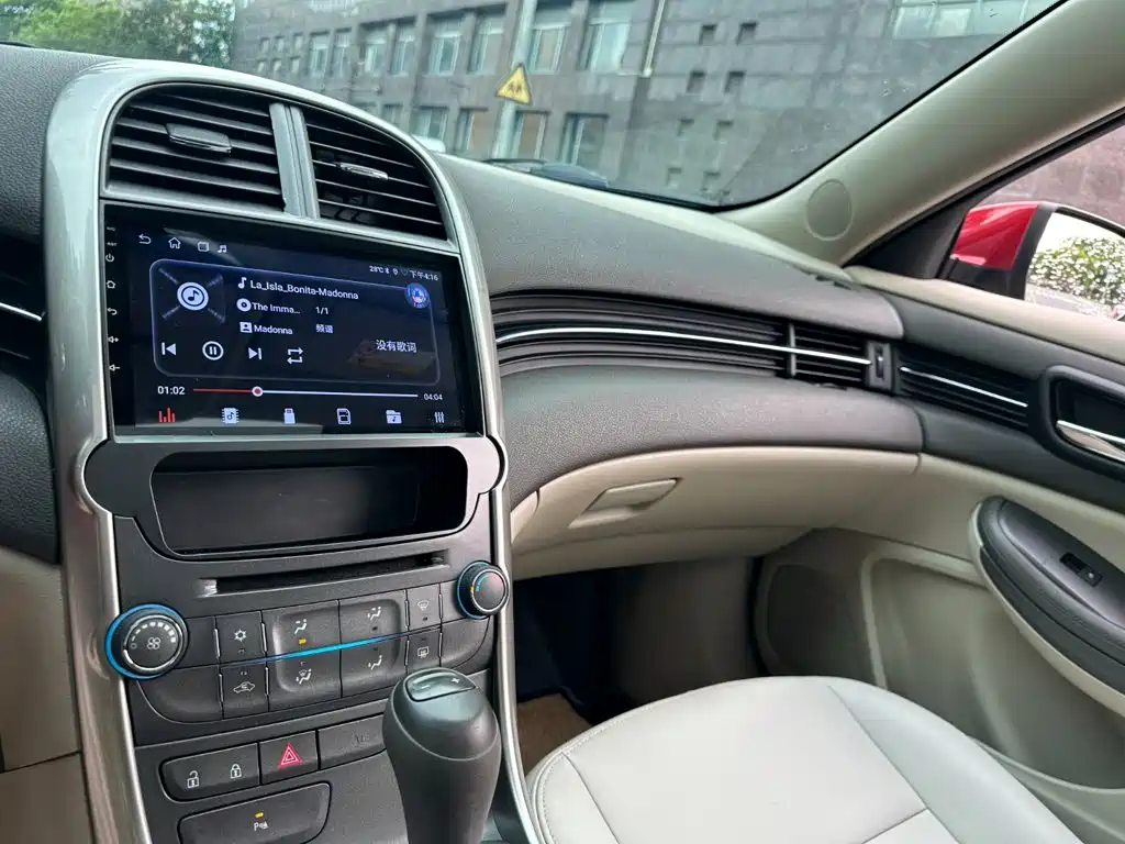 Chevrolet Malibu — миниатюра 15