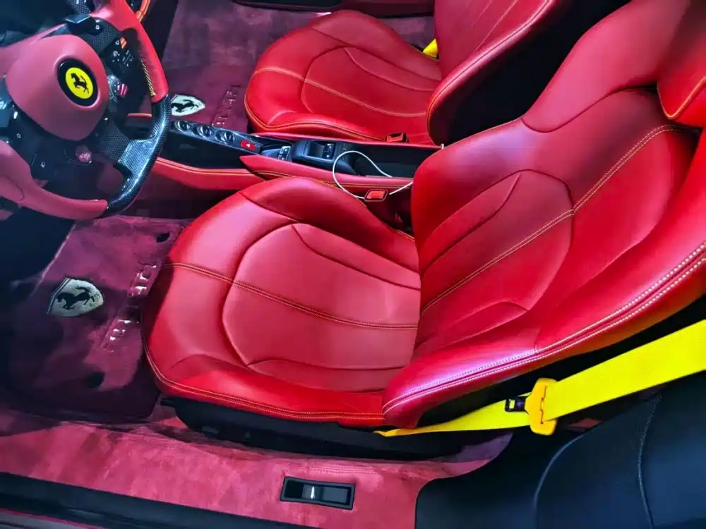 Ferrari F8 — миниатюра 8