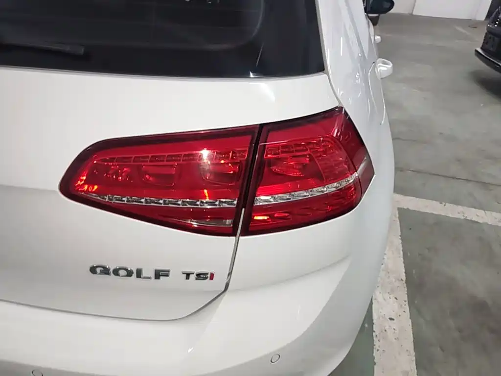 Volkswagen Golf — миниатюра 8