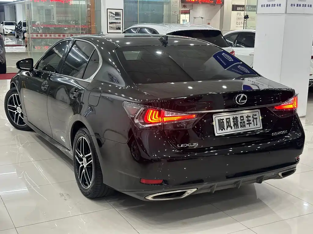 Lexus GS — миниатюра 3