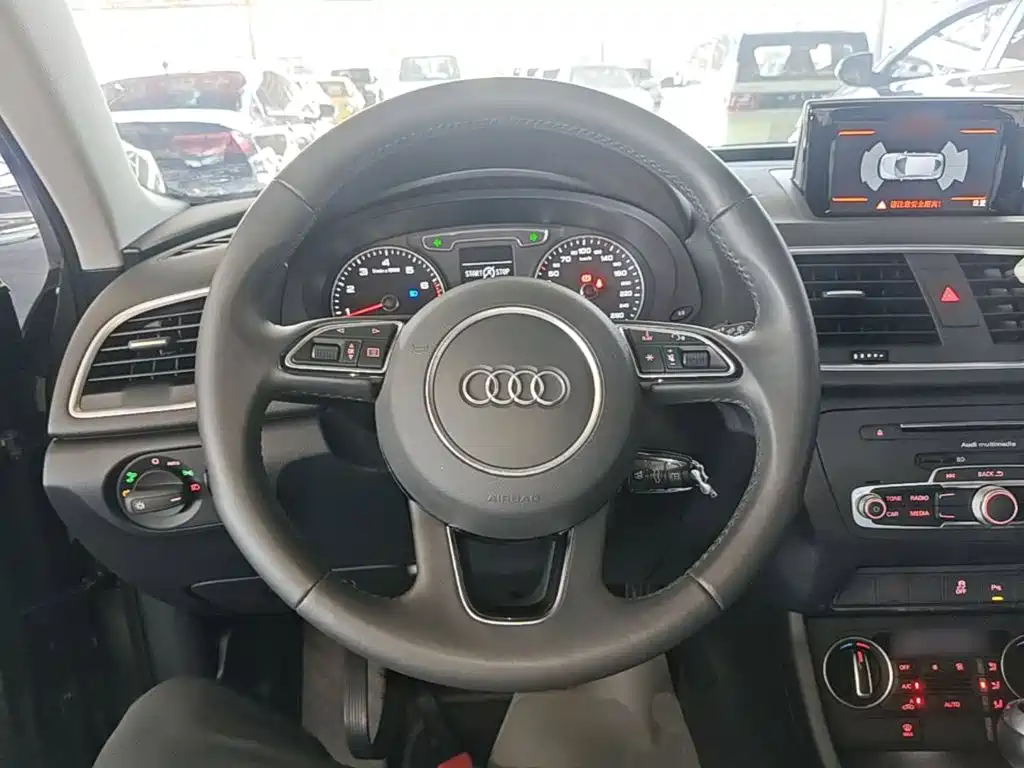 Audi Q3 — миниатюра 11