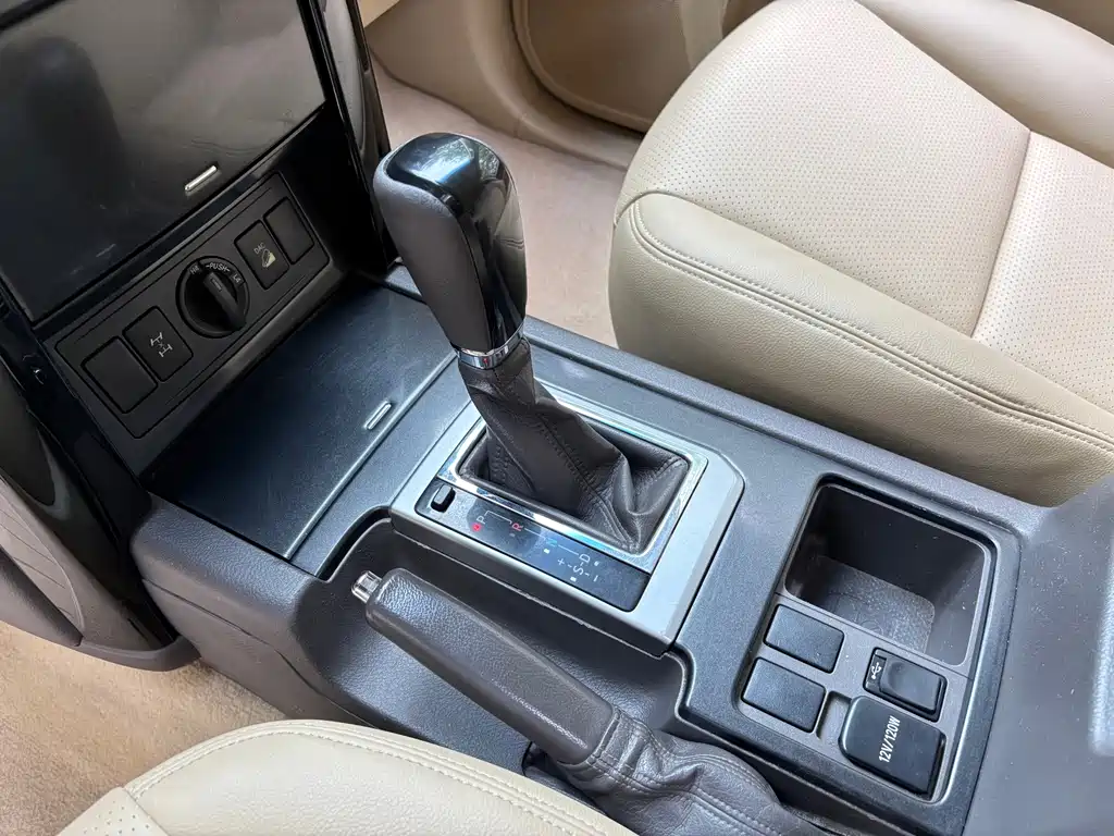 Toyota Prado (Import) — миниатюра 13
