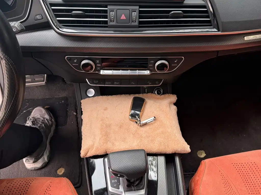 Audi Q5L — миниатюра 8
