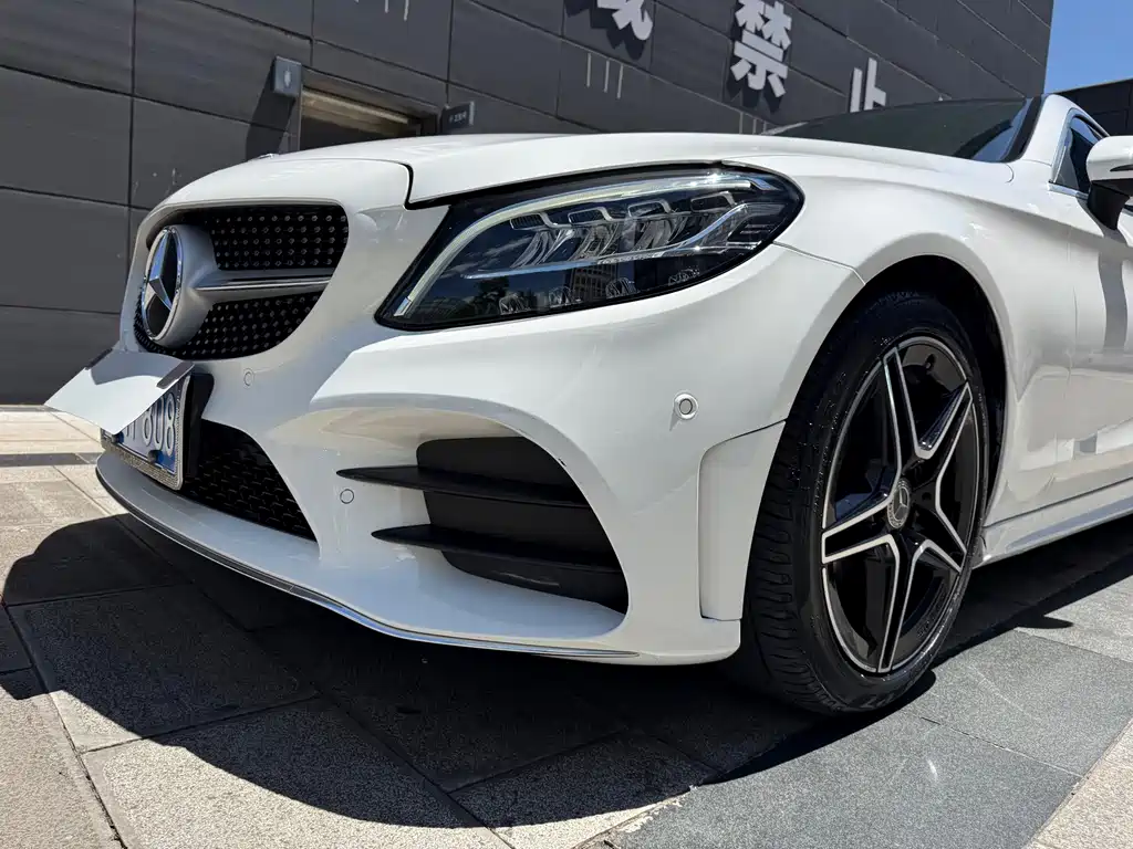 Mercedes-Benz C-Class (Import) — миниатюра 13