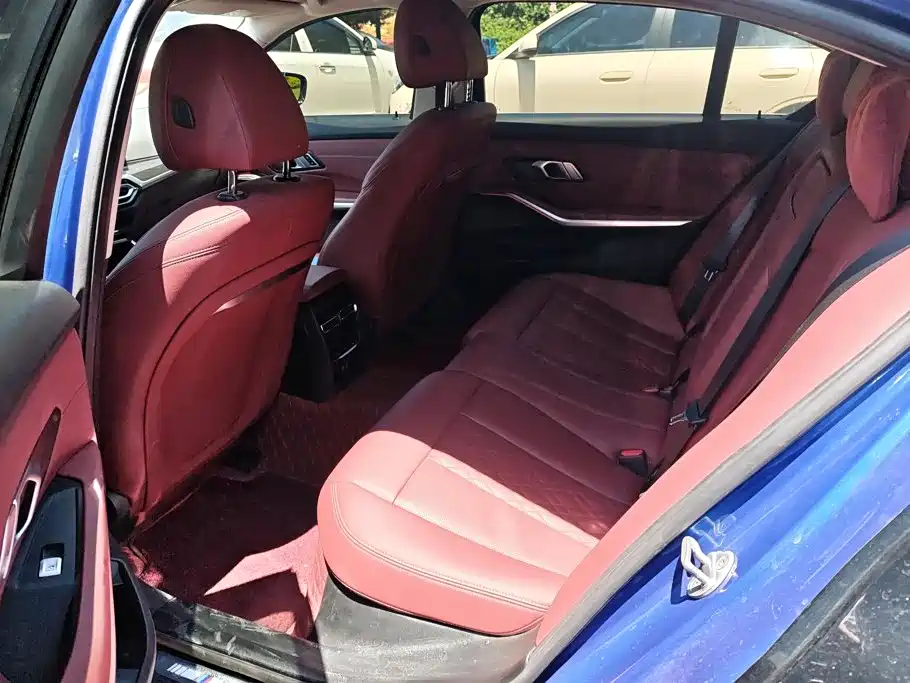 BMW 3 Series — миниатюра 11