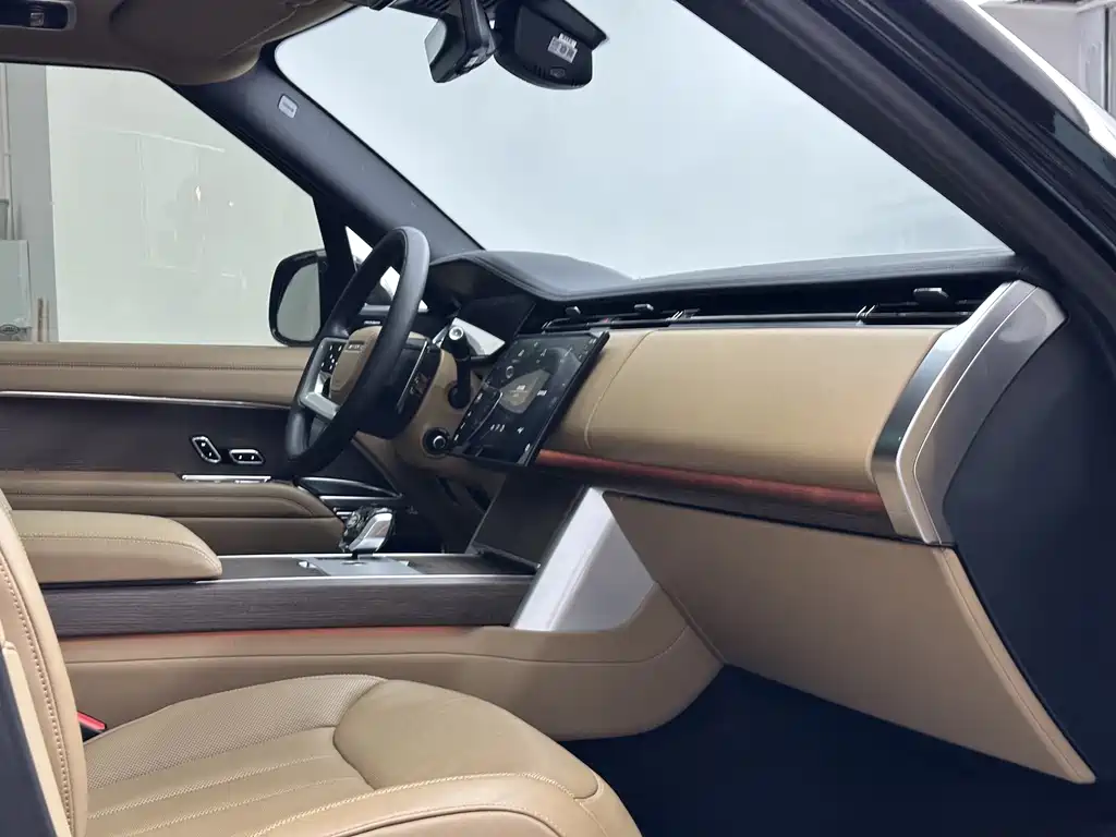 Land Rover Range Rover — миниатюра 16