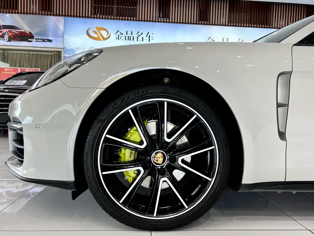 Porsche Panamera — миниатюра 25