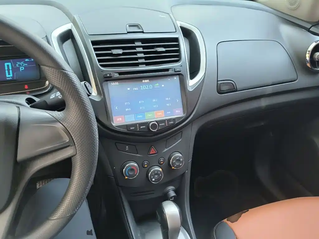 Chevrolet Trax — миниатюра 10