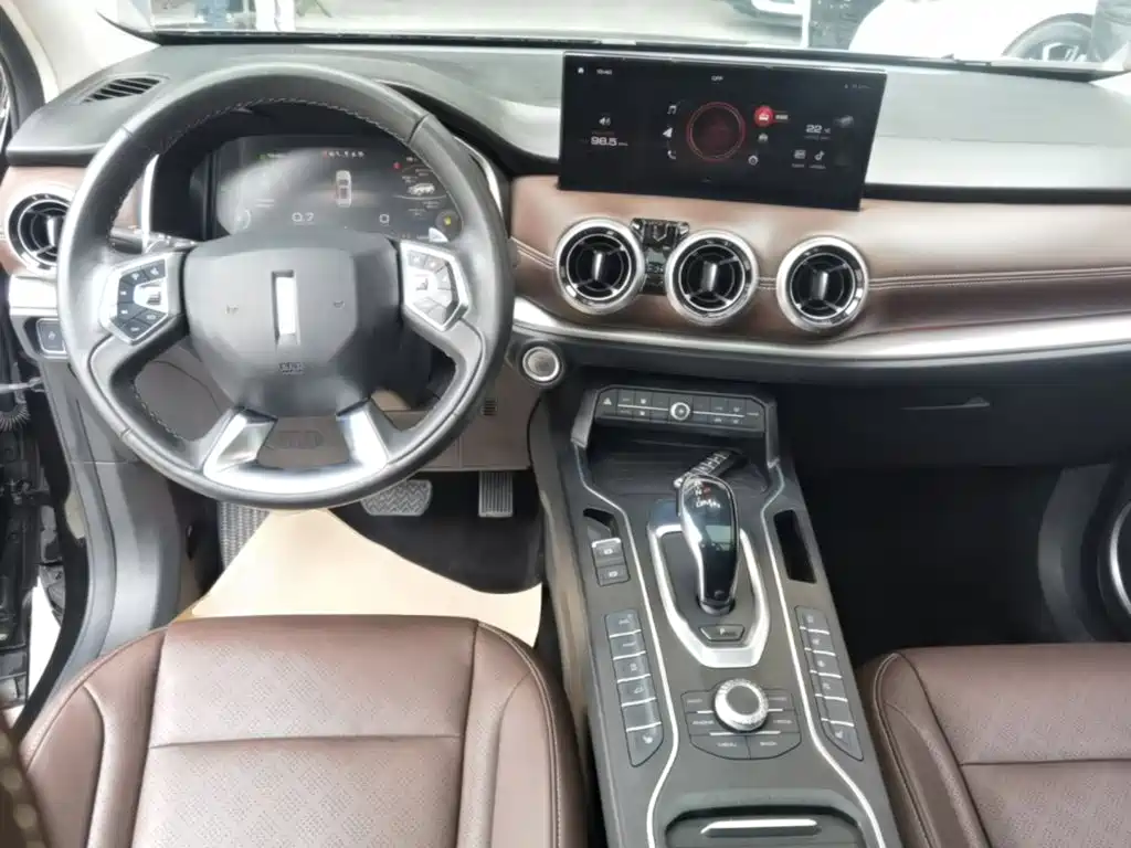 Wey Wey VV6 — миниатюра 10