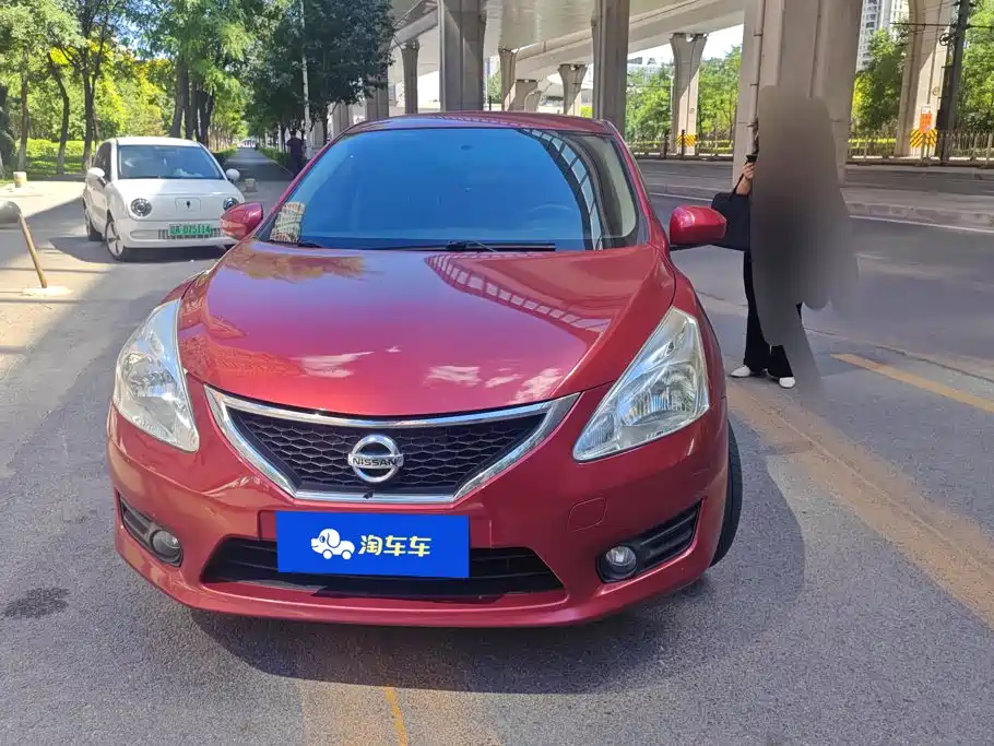 Nissan Tiida — миниатюра 2