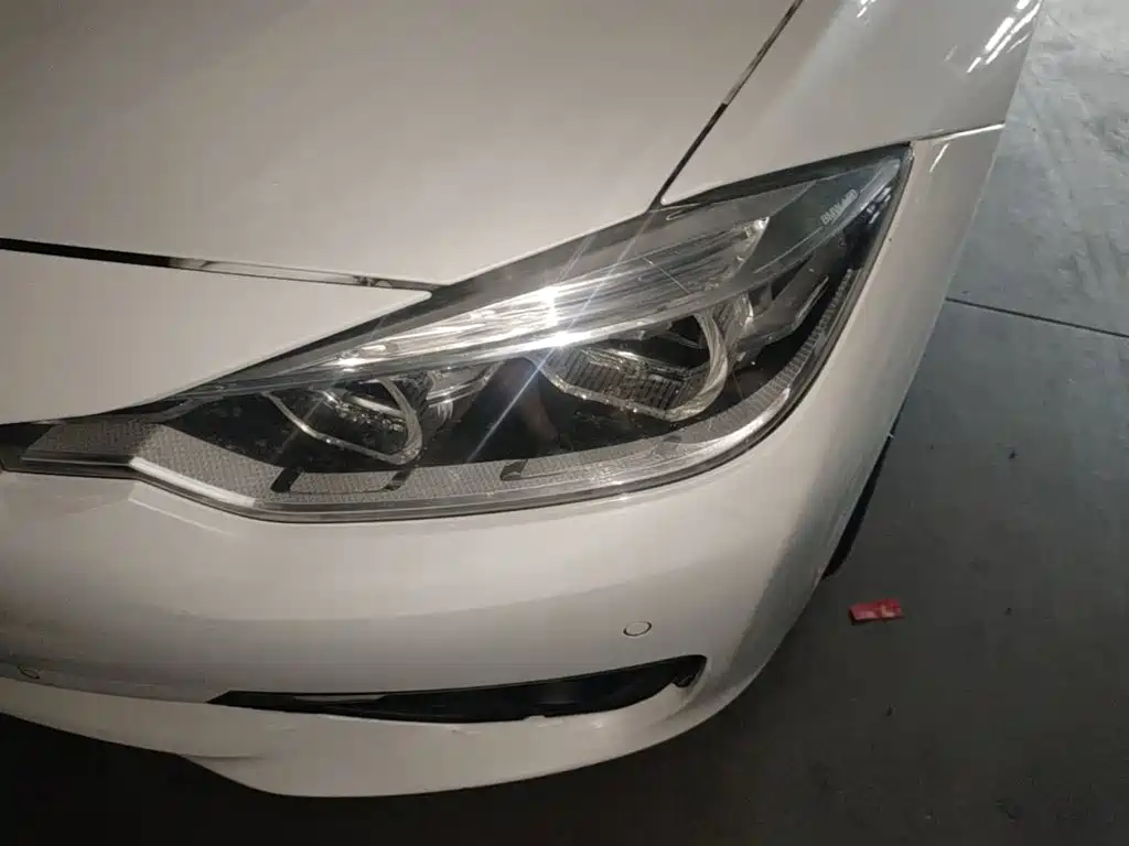BMW 3 Series — миниатюра 24