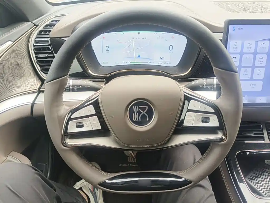 BYD Han — миниатюра 11