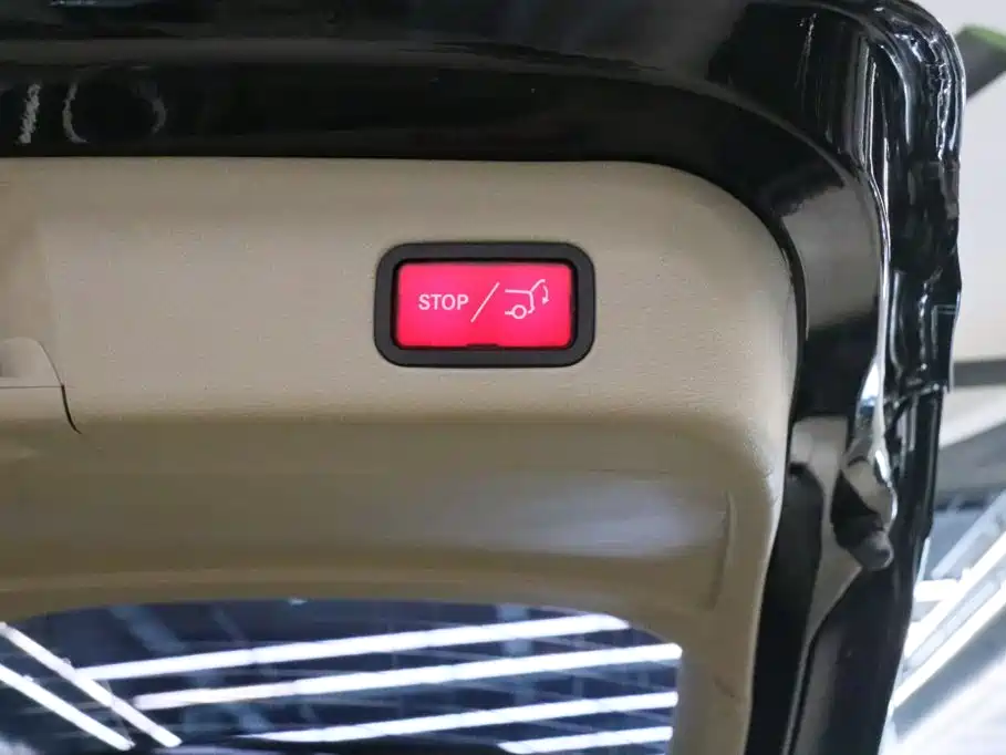 Mercedes-Benz M-Class — миниатюра 20