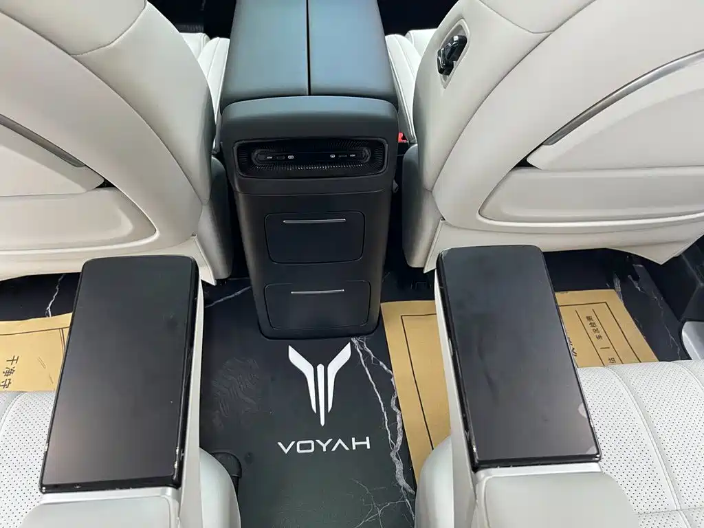 VOYAH Dreamer — миниатюра 22