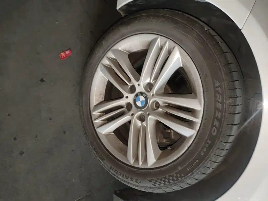 BMW 3 Series — миниатюра 23