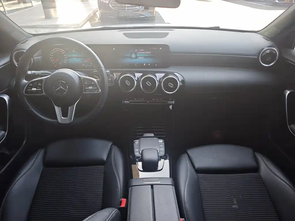 Mercedes-Benz A-Class (Import) — миниатюра 14