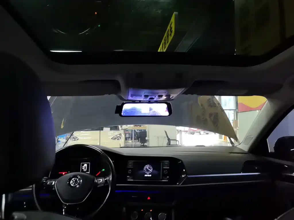 Volkswagen Sagitar — миниатюра 18