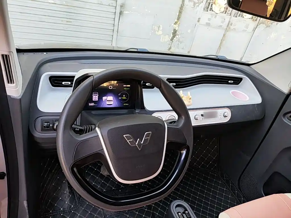Wuling MINIEV — миниатюра 10