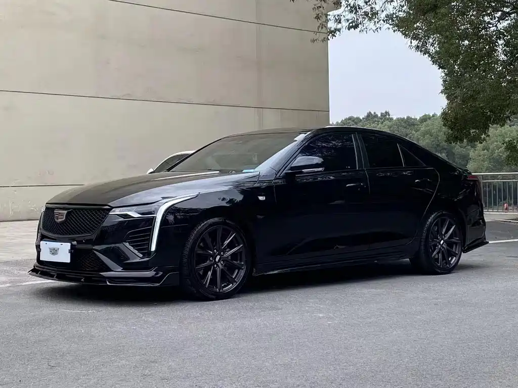 Cadillac CT4 2021