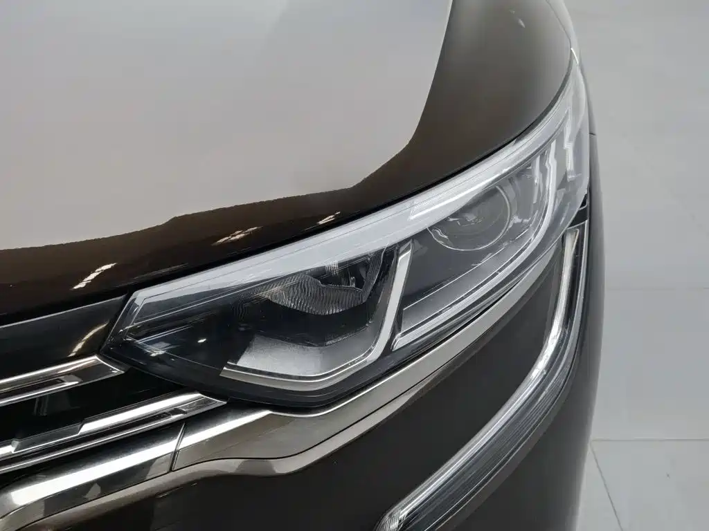 Renault Koleos — миниатюра 7