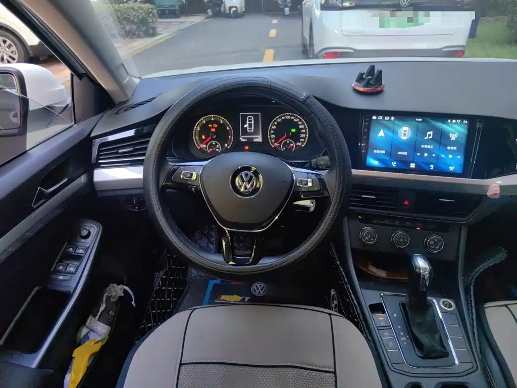 Volkswagen Bora — миниатюра 6
