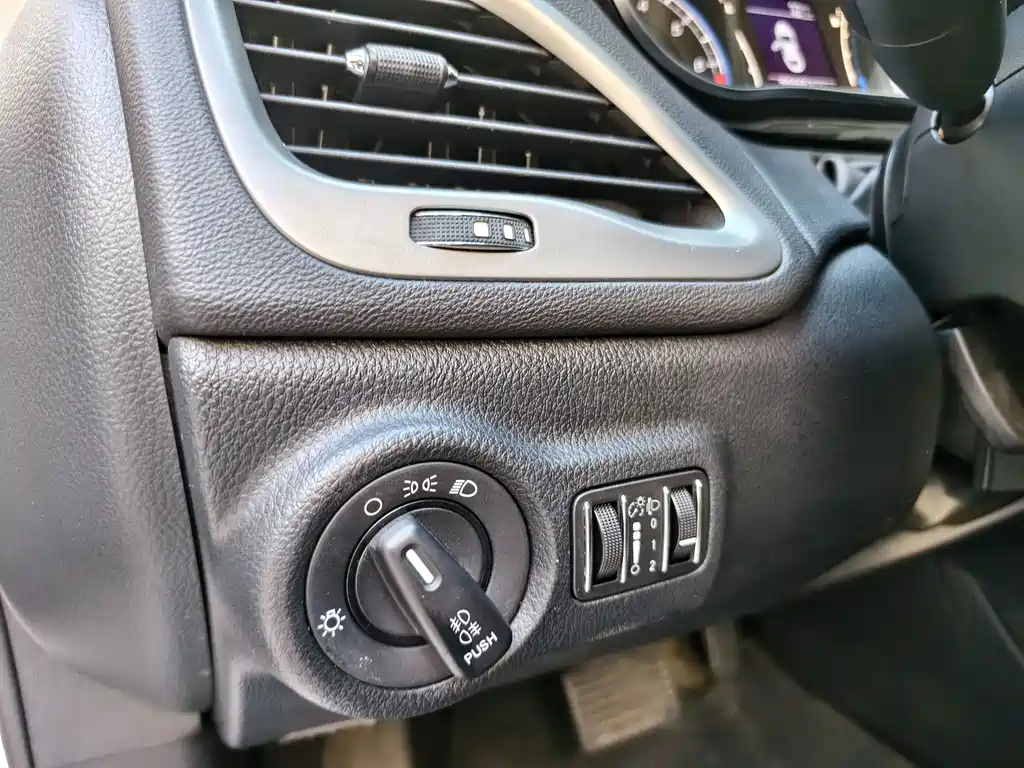 Fiat Viaggio — миниатюра 14