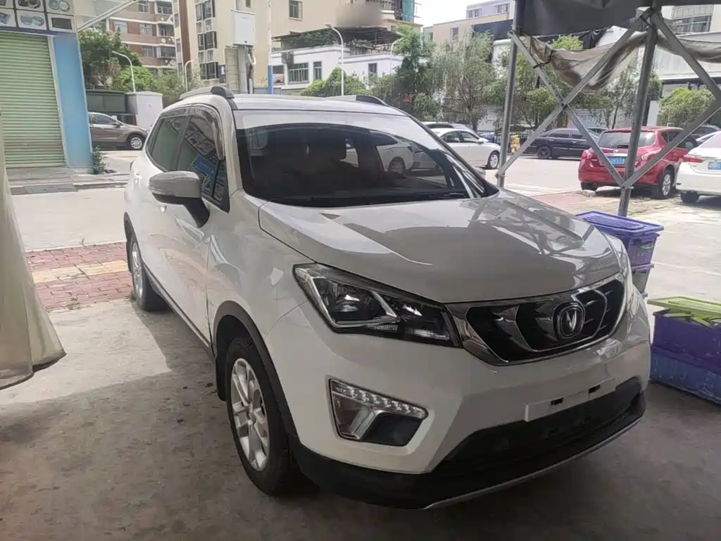 Changan CS15 — миниатюра 4