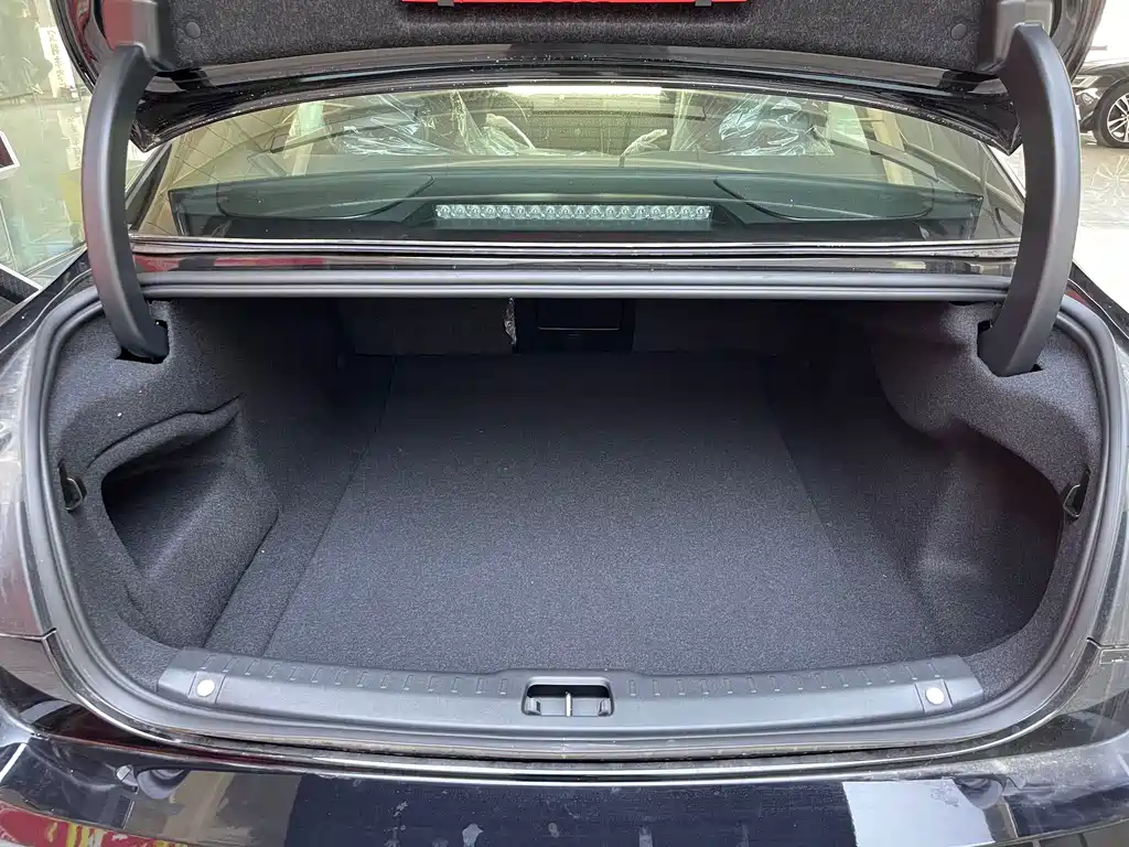 Volvo S90 — миниатюра 14