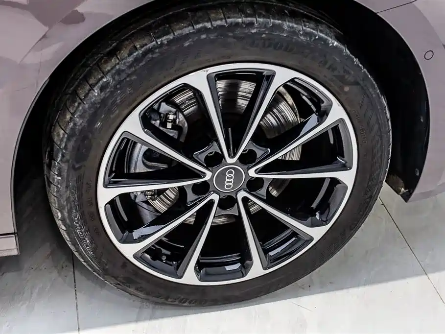 Audi A5L 2026 2.0T Sport Plus