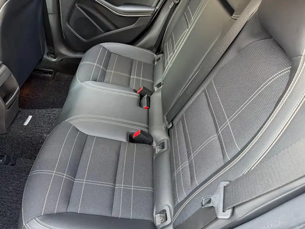 Mercedes-Benz A-Class (Import) — миниатюра 9