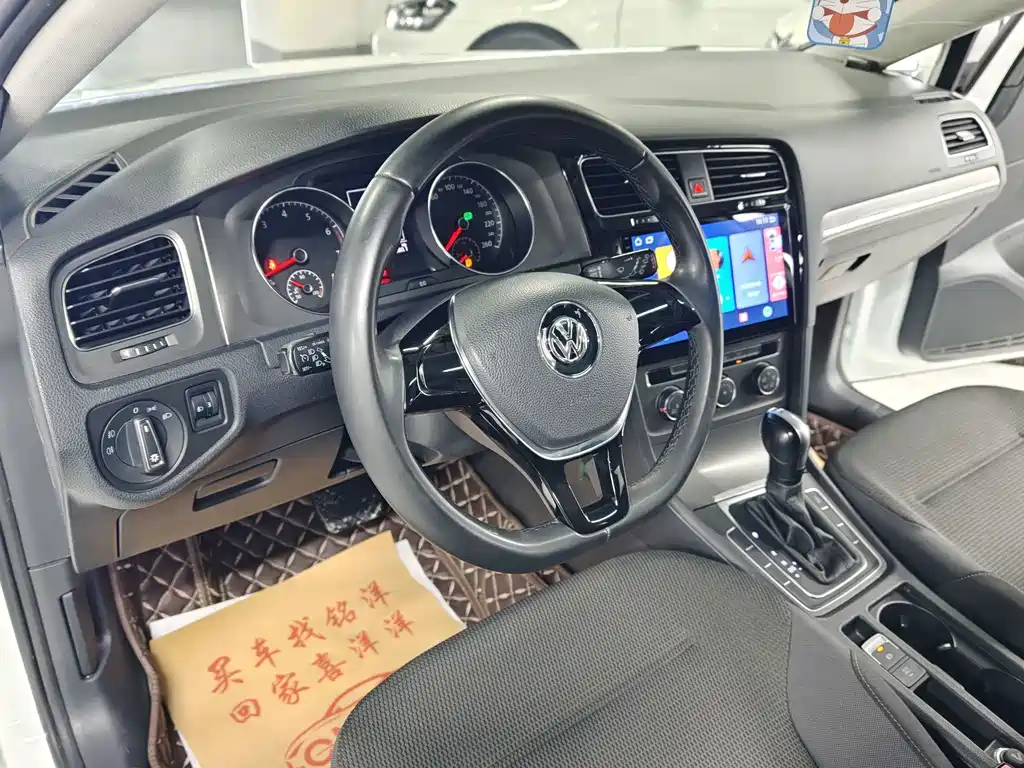 Volkswagen Golf — миниатюра 12