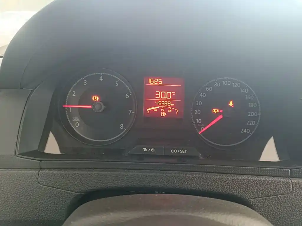 Volkswagen Santana — миниатюра 12